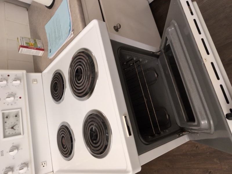 Room after Pixel Cleaners move out clean