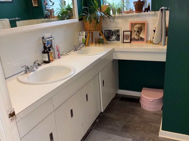 Room after Pixel Cleaners residential clean